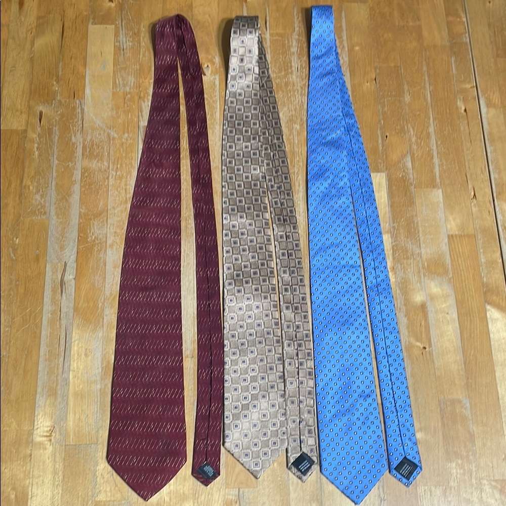 3 Boulevard Club 100% silk ties